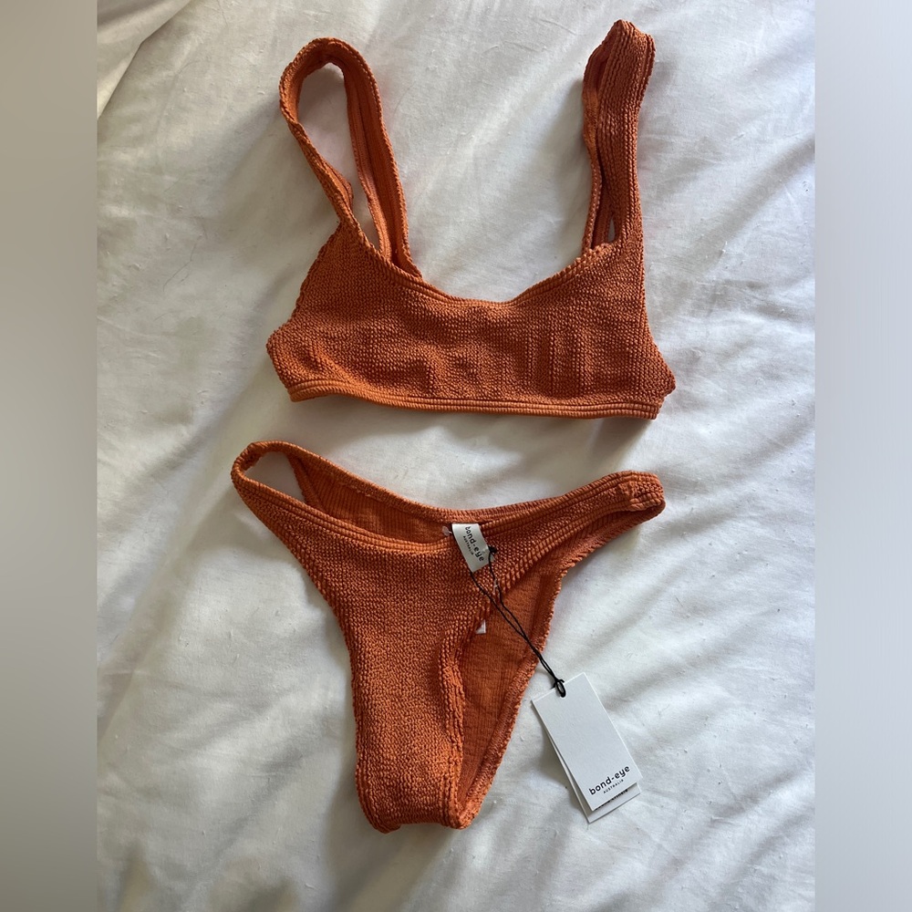 Bond-eye bound crinkle bikini set one size NWT